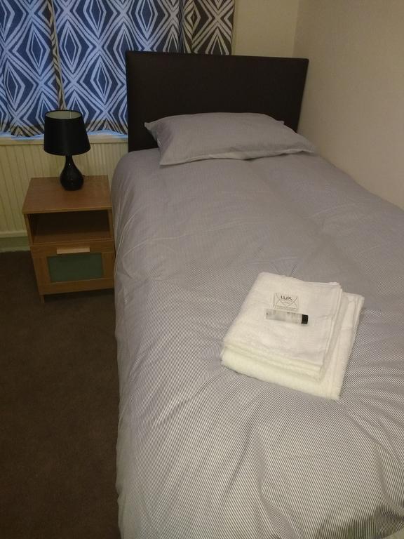 Acton Lodge Guest House ลอนดอน ห้อง รูปภาพ